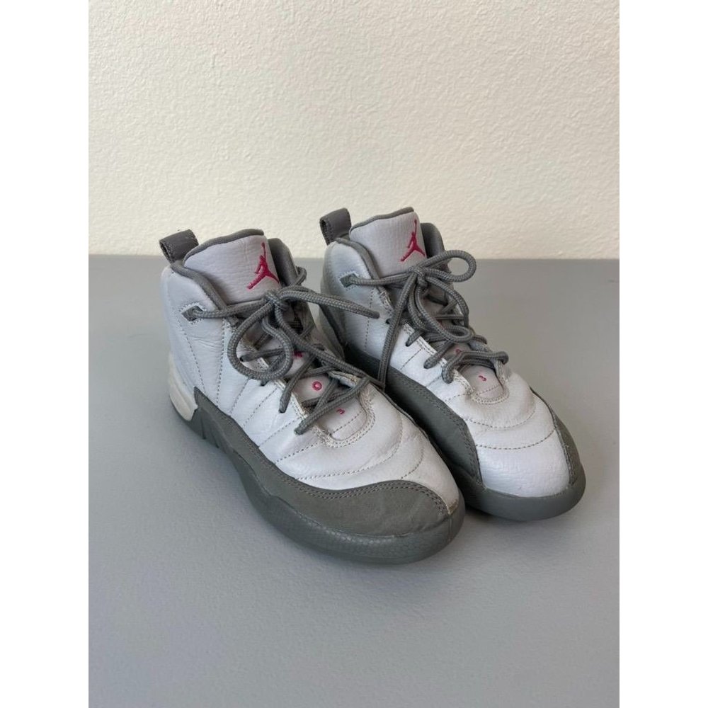 Air Jordan 12 retro PS wolf‎ grey vivid pink youth 13.5c high top sneaker
